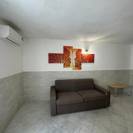 Appartamento Pm 18 Via Delle Baleari